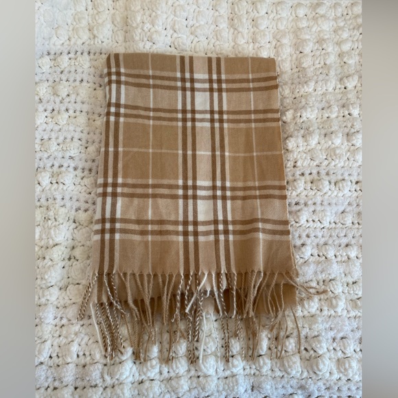Garage beige/tan plaid fringe skirt - Picture 1 of 2